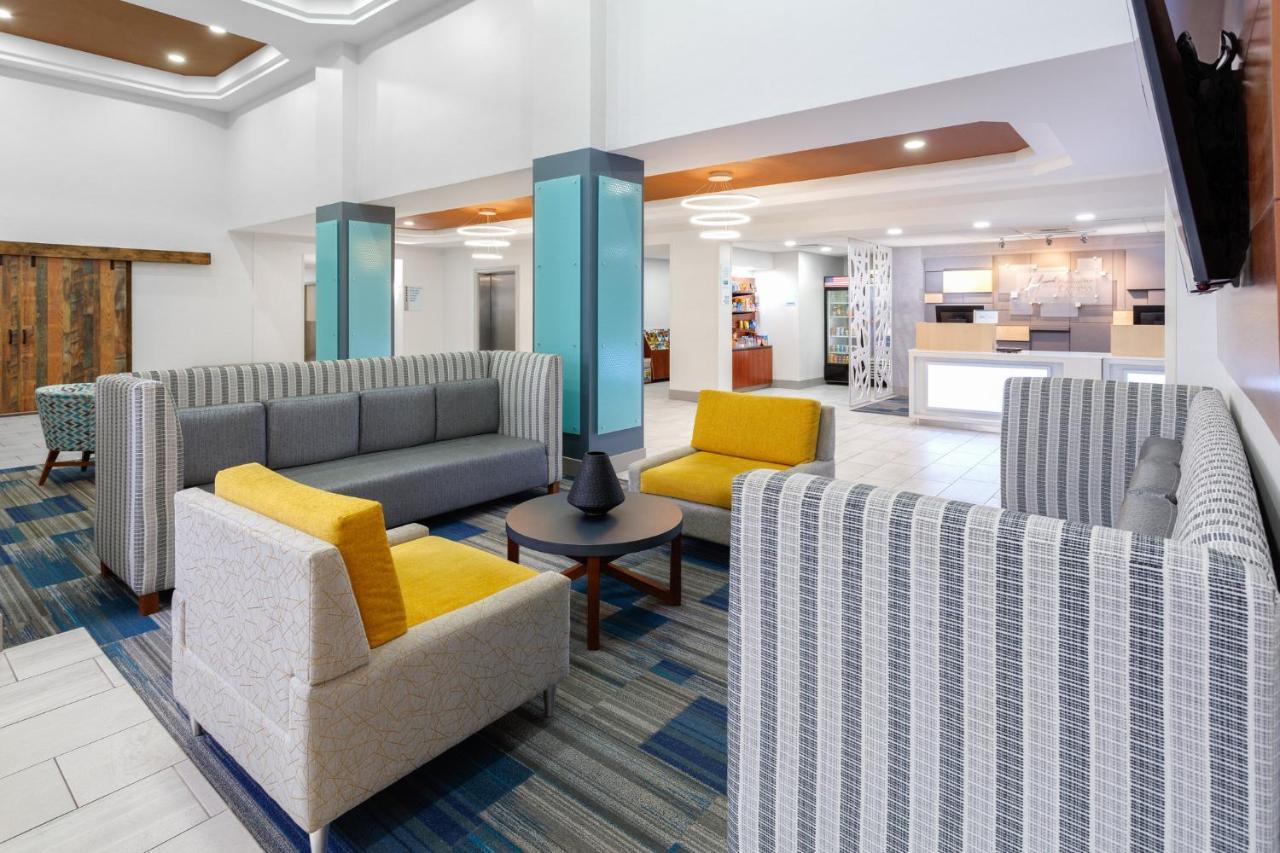 Holiday Inn Express & Suites Williamsburg By Ihg Eksteriør bilde