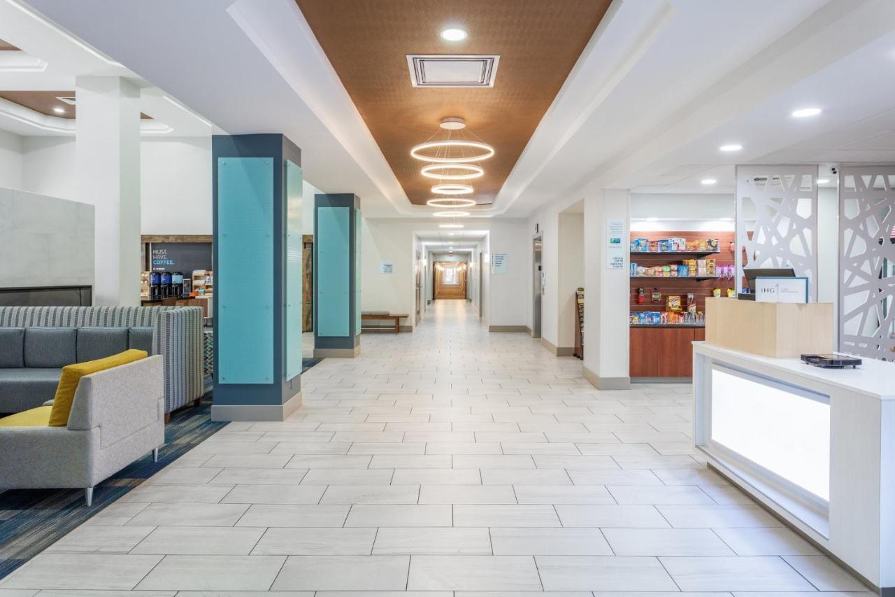 Holiday Inn Express & Suites Williamsburg By Ihg Eksteriør bilde