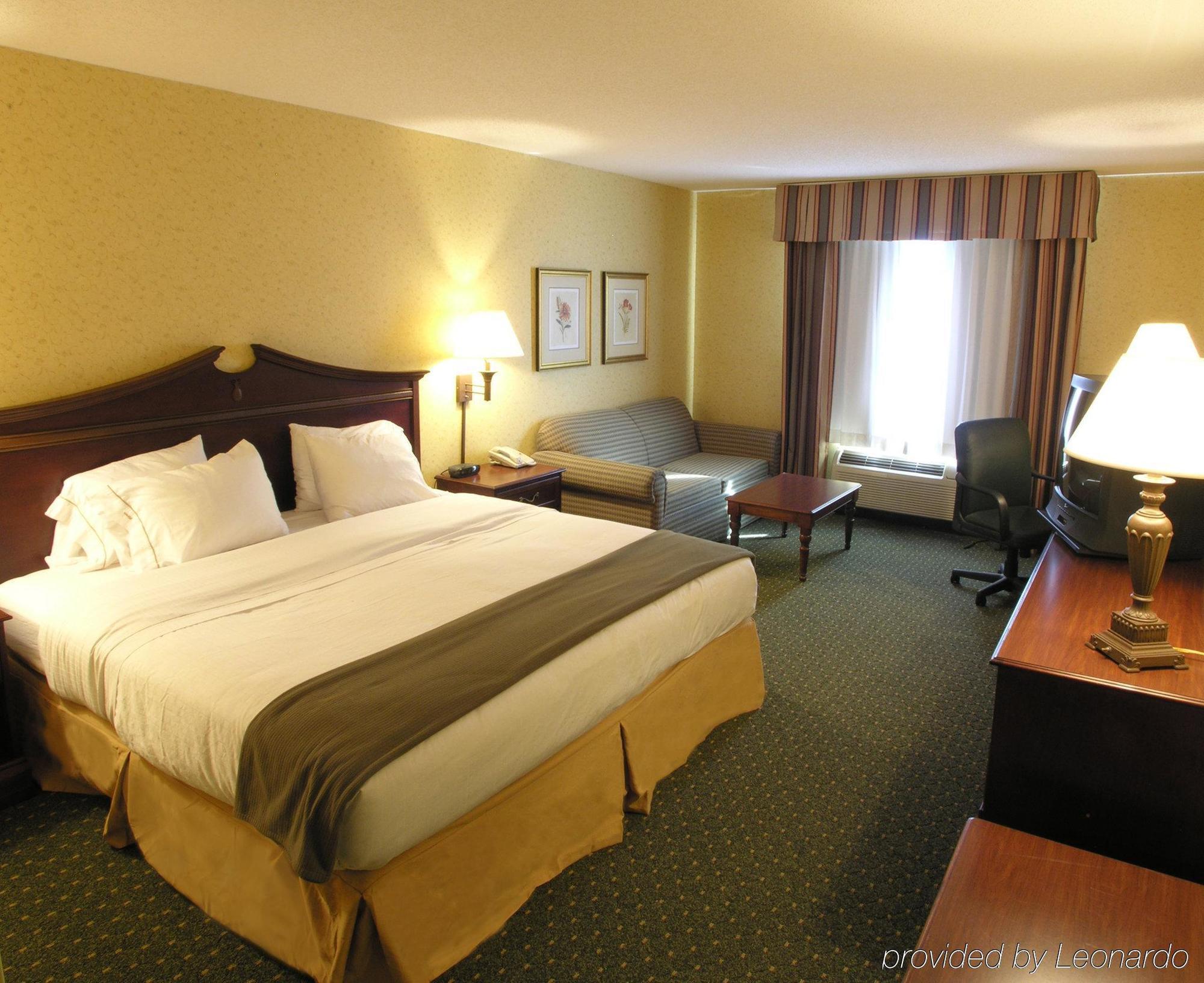 Holiday Inn Express & Suites Williamsburg By Ihg Rom bilde